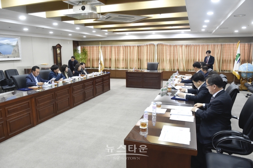 원주시 의정비심의위원회 위원 위촉장 수여식