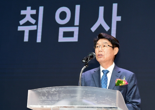 지역 공동체와 협력해 주민이 행복한 마을 만들겠다”