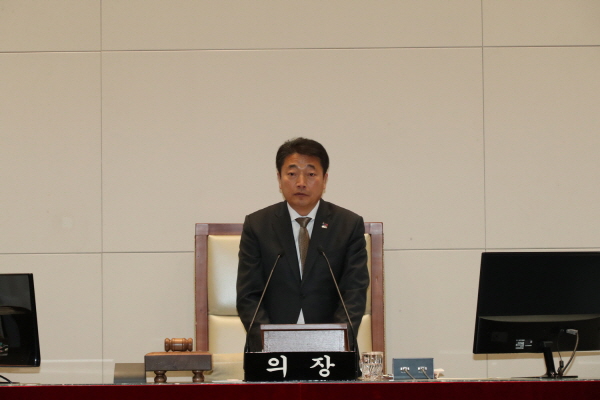 -제244회임시회개회식및제1차본회의-박문석의장