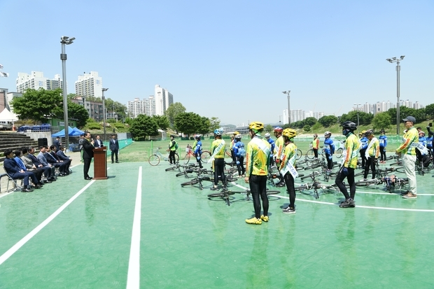 구리시 자전거 교육장 준공식 및 자전거 패트롤 발대식 장면