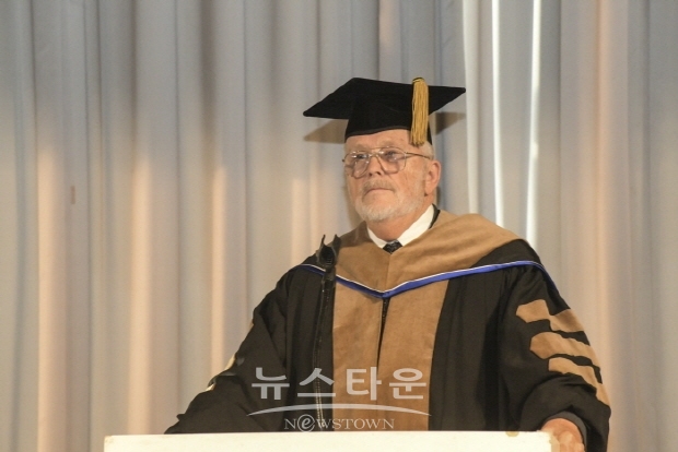 세인트 미션대학교 학위수여 및 교수 임명식(김한정 기자)