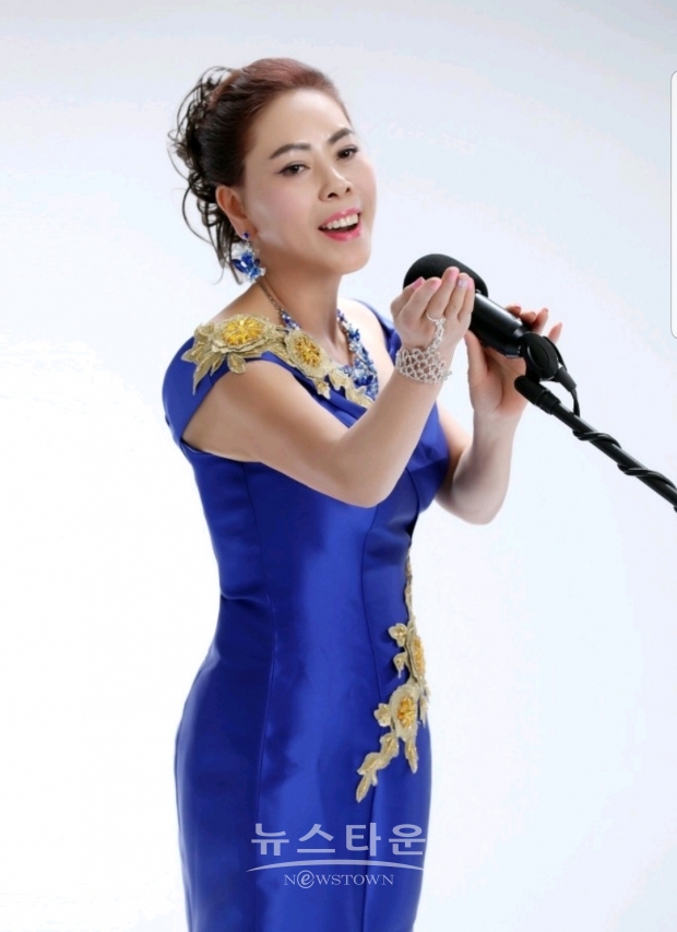 가수 '신서연' 프로필, 사진제공=스타다닷컴