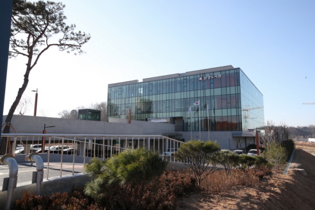 화성시 남양도서관 전경