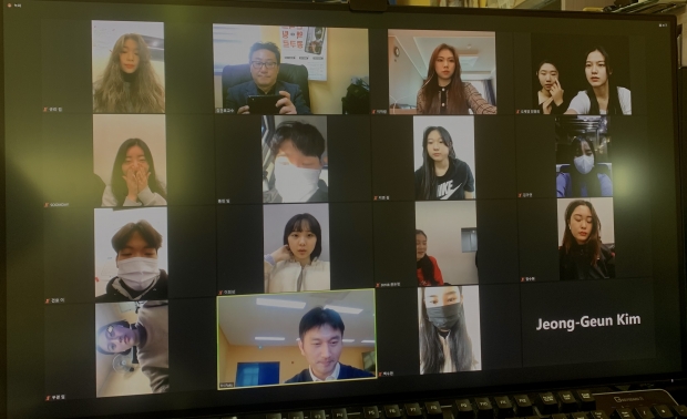 ▲언텍트 수상식 사진 모습