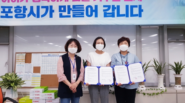 담음심리상담센터 : 왼쪽부터 아동보호팀 이은주 팀장, 담음심리상담센터 조혜나 대표, 조현미 교육청소년과장
