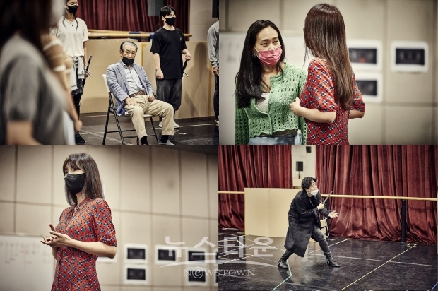 :: 이미지=연극 '리어왕' 연습사진 (왼쪽부터 시계방향) 이순재, 서송희, 박재민, 지주연 | 제공=㈜파크컴퍼니 ::