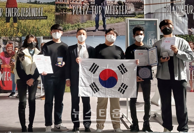 대상을 수상한 선문대학교  ‘COBALT’ 팀