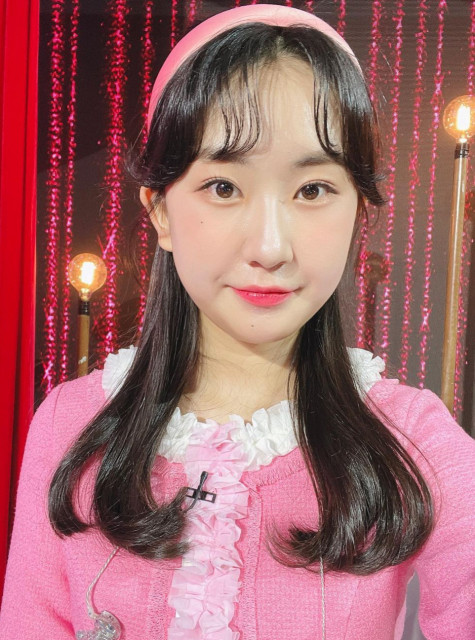 가수 전유진.