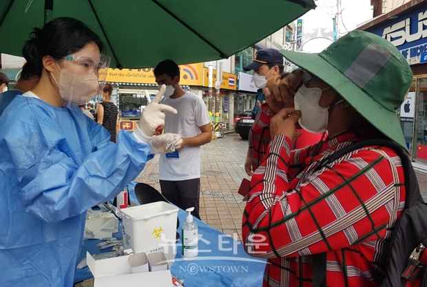 외국인주민 대상 “감염병 예방 홍보 캠페인”