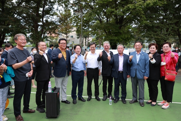 지방도 387호선 조기 착공을 위한 현장 간담회 기념사진.