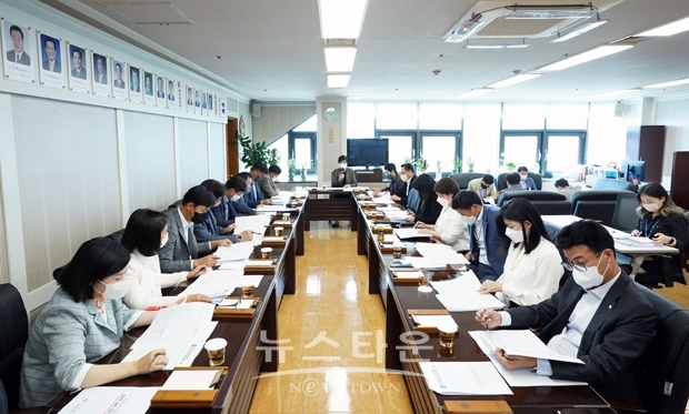 제4회 의원회의