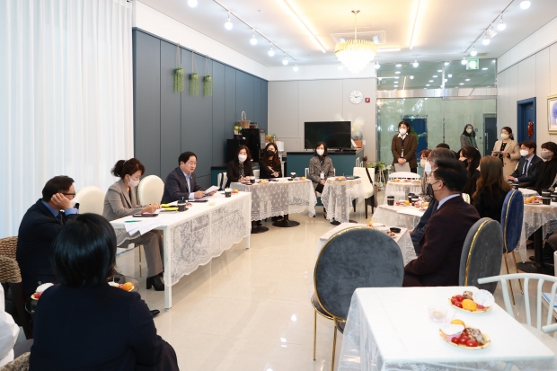 야다국제크리스천스쿨 현장 방문 간담회.