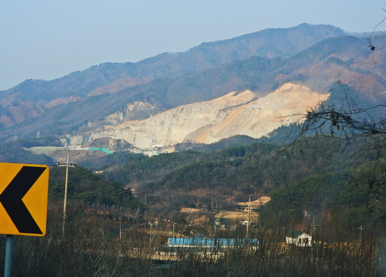귀래면 석산개발후 사업장풍경 : 참고자료