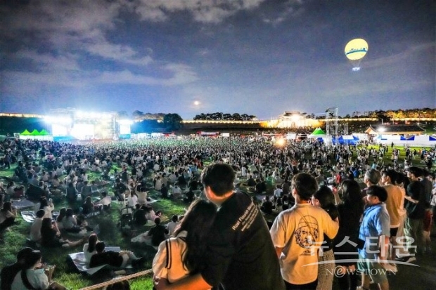 ‘수원화성 헤리티지 콘서트’가 열린 연무대 모습. /수어ㅜㄴ시<br>