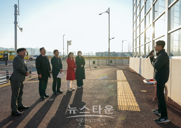 건설도시위원회 제246회 제2차 정례회 기간 중 현장방문(탕정 호반 방음벽 탈락 현장)