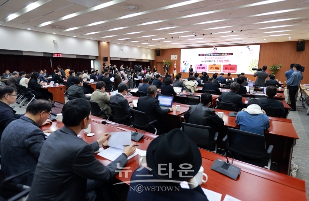 김태흠 충남도지사 ‘24시간 365일 완전 돌봄’ 실현 ‘충남형 풀케어 돌봄정책’ 발표