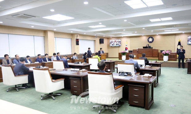 청양군의회 제300회 제1차 정례회