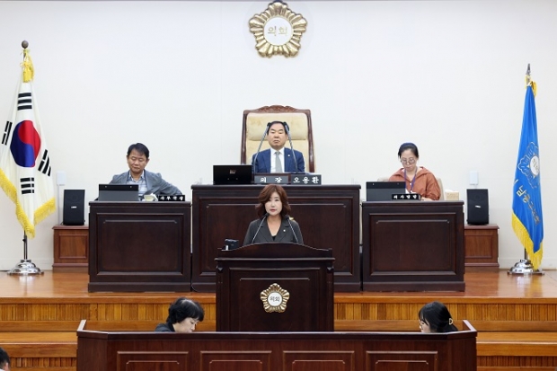 사회도시위원장 김은숙