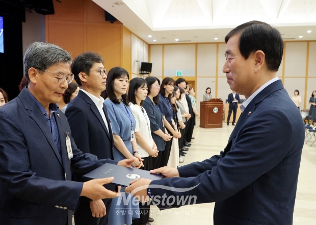 2024년 상반기 친절공무원 및 친절부서 시상식