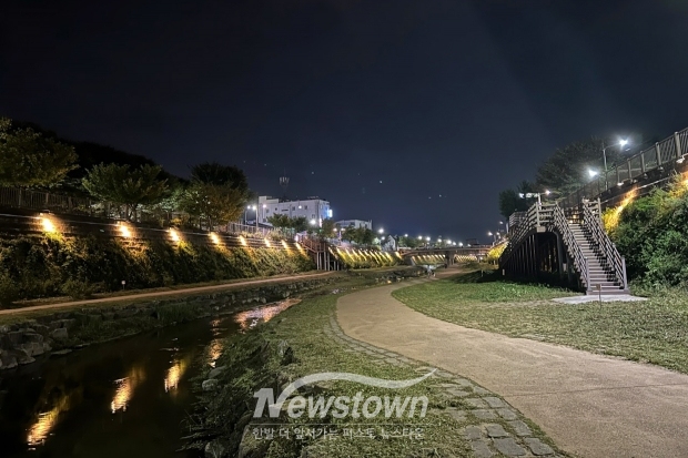 제민천 야간경관 조명 설치