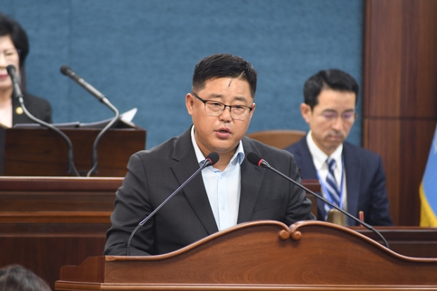 이선용 인천 미추홀구의회 기획행정위원장