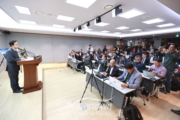 김태흠 충남도지사 안면도 관광지 3·4지구 개발 계획 발표 기자회견
