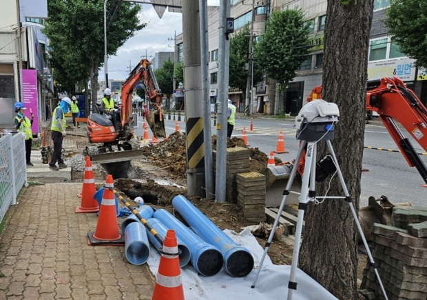 경주시가 ‘2025 APEC 정상회의’를 앞두고 상수도 분야 4대 추진과제와 세부계획을 수립하고, 본격적인 정비에 나선다