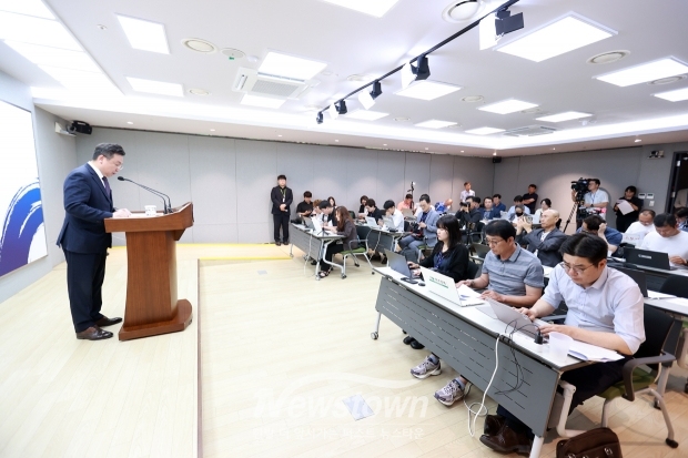 ‘청양·부여군 지천 기후대응댐 후보지 인근 주민 찬반 의견조사’ 기자회견