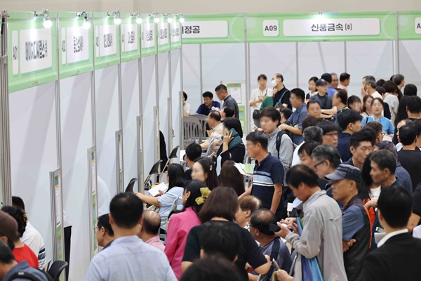‘2025년 뿌리기업과 함께하는 동구 채용박람회’ / 인천동구청