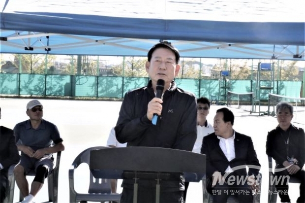 권병규 체육회장 축사 모습. /오산시체육회<br>