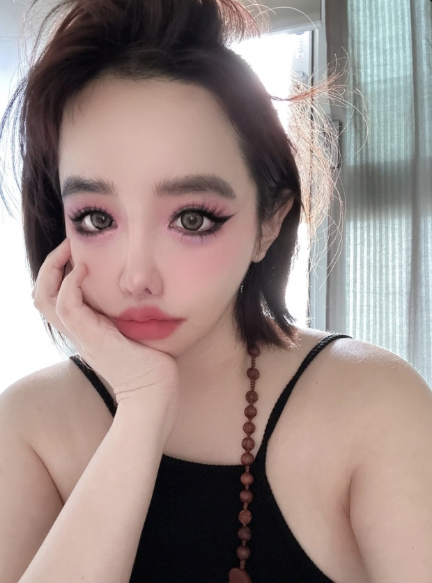 박봄SNS