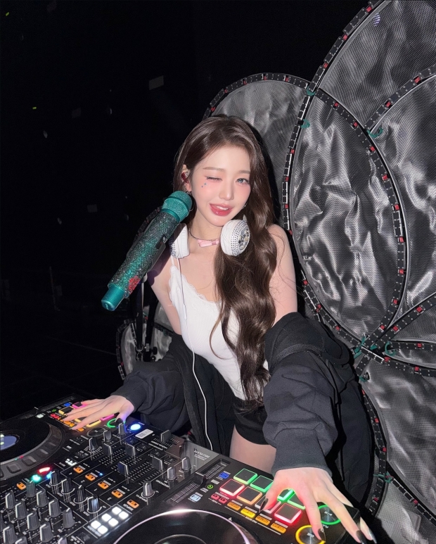장원영SNS