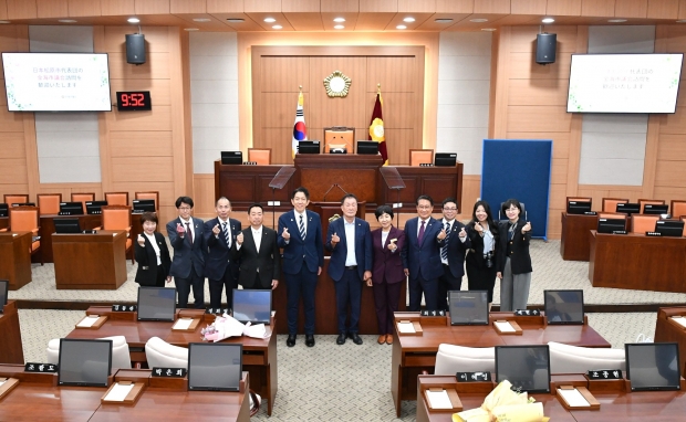 일본 마츠바라시 대표단, 김해시의회 방문/사진 김해시