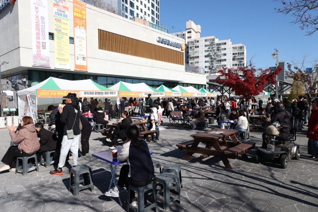 경남고성군은 지난 22일 고성군청소년센터 온 야외마당에서 제3회 고성군청소년어울림마당 ‘2025 고성 빵빵페스타’을 개최했다/고성군