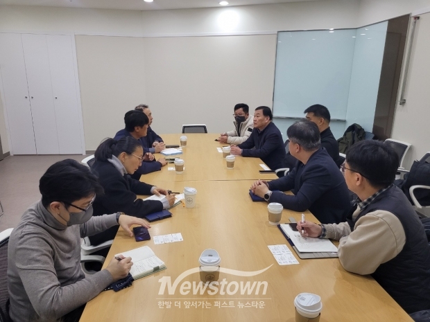 단수사고 보상 논의 본격화_회의사진/파주시