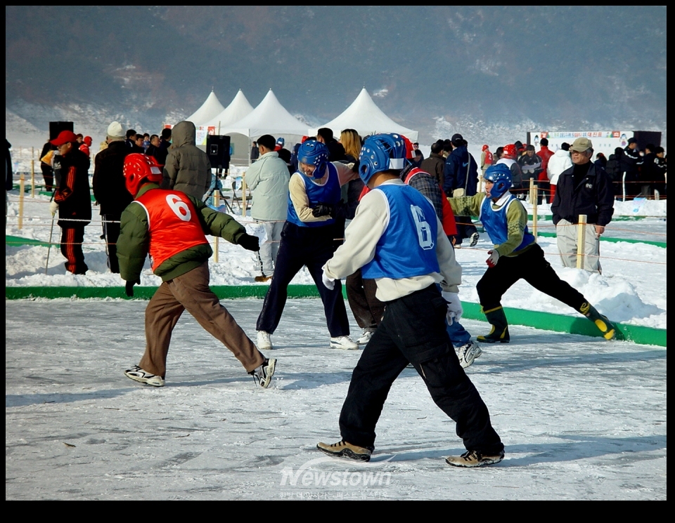 2003년도 인제 빙어축제장 풍경사진