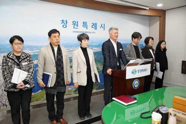 창원특례시 농업기술센터는 1분기 정례브리핑을 통해 청년·귀농, 농업인 지원 대폭 확대 한다고 전했다
