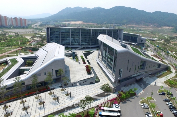 충청남도청(사진 / 뉴스타운)