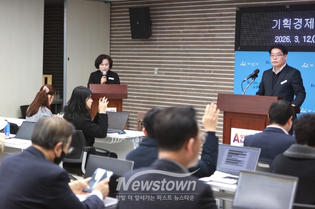 이재성 기획경제국장, 아산시 핵심 정책과 4대 중점 추진 방향 발표(사진 / 뉴스타운)