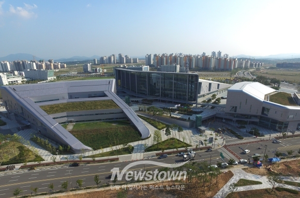 충청남도청(사진 / 뉴스타운)