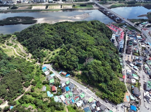 공산성 옥녀봉(사진 / 공주시 제공)