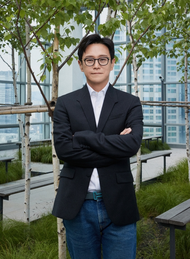 한성수 마스터 프로페셔널: 플레디스 엔터테인먼트