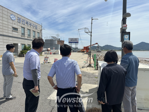 인천시는 지난 10일부터 11일까지 강화군과 영종구 일대 9개소에서 ‘어촌·어항 분야 사업 현장점검’을 실시했다. / 인천시