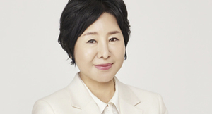 [정치평론] 보수는 왜 적보다 동지를 더 공격하는가